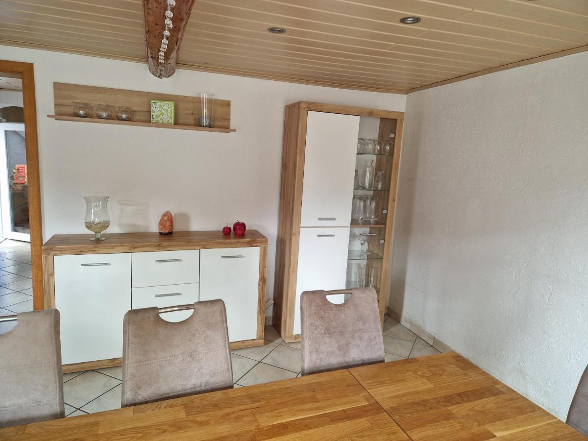 Ferienwohnung Blumenshein Bei Speyer Karlsruhe Familienfreundlich 5 Pers Zeiskam Dış mekan fotoğraf